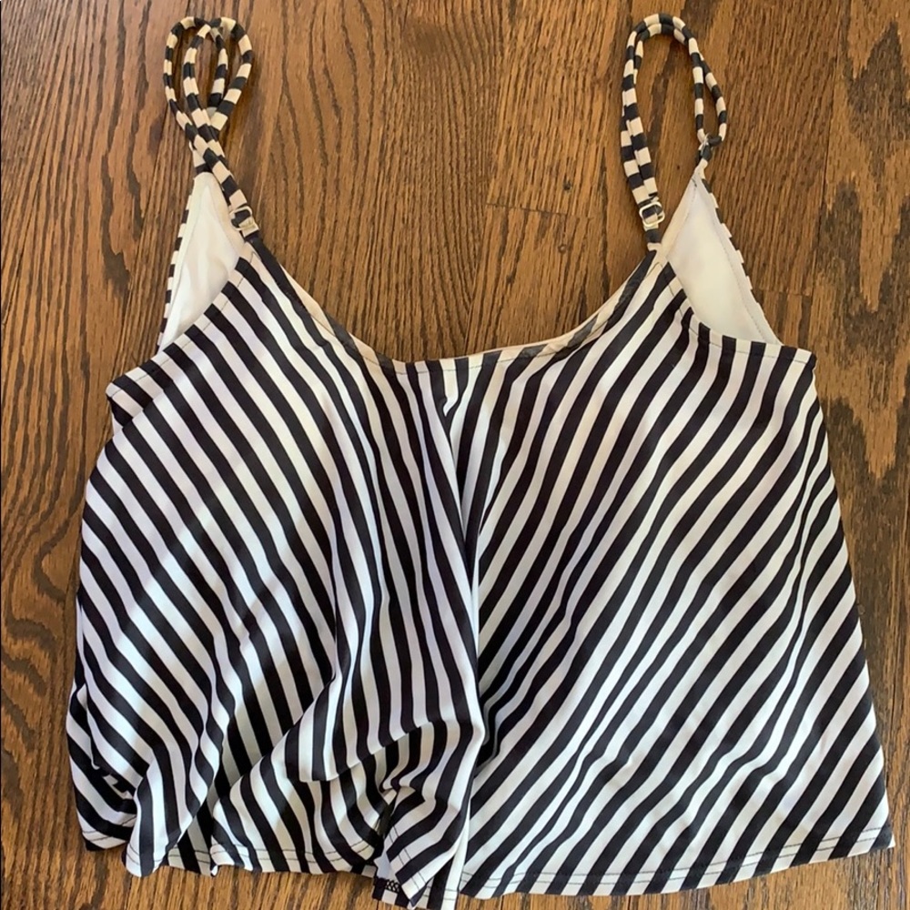 Kortni Jeane swing top